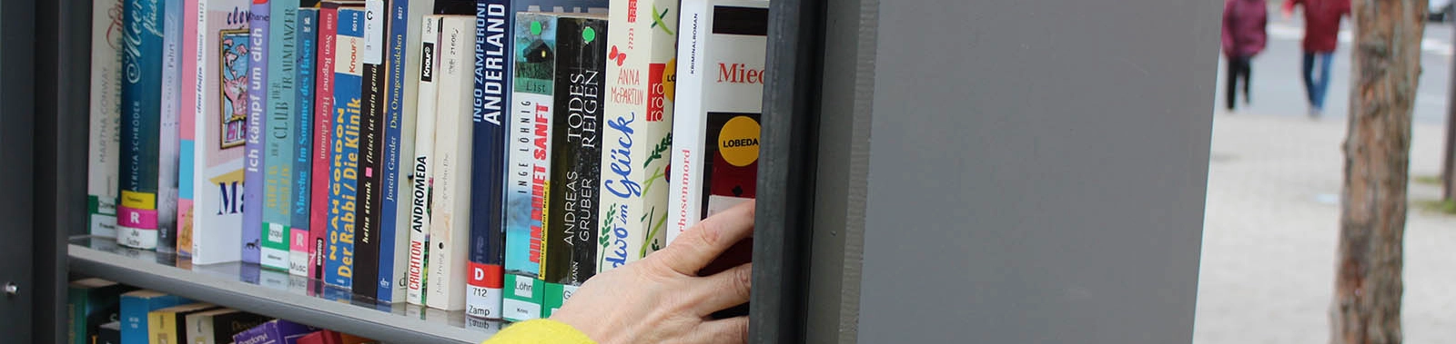 jenawohnen Bücherschrank in Lobeda