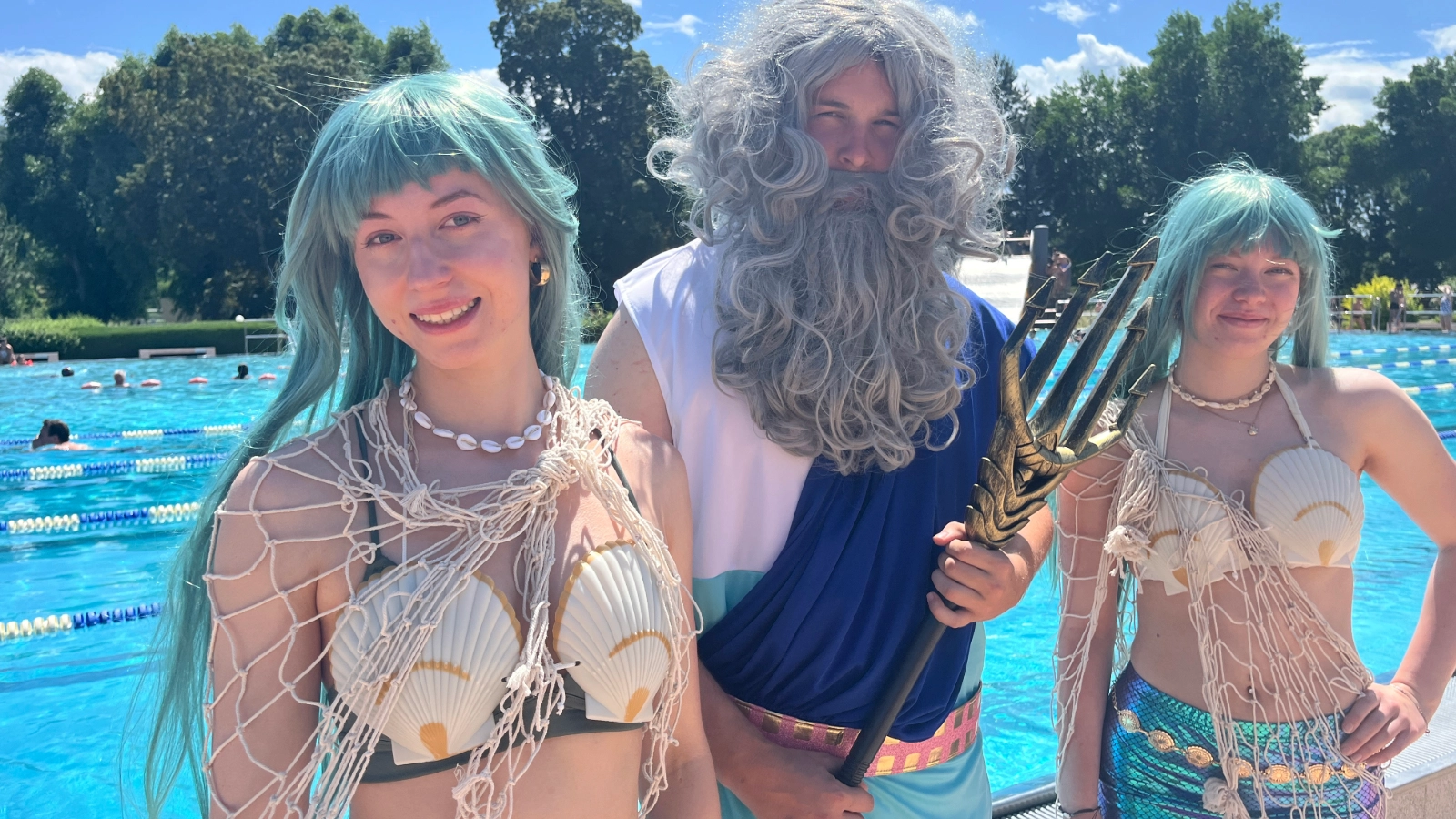 Neptun und sein Gefolge laden am 30. Juni ins Ostbad zu einem erlebnisreichen Tag mit Neptuntaufe und Wasserspielen ein.