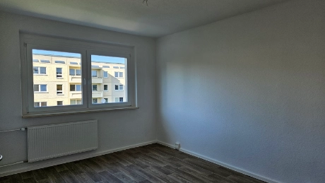 Lichtdurchflutete 3 Raumwohnung mit Küche am Rande von Blankenhain